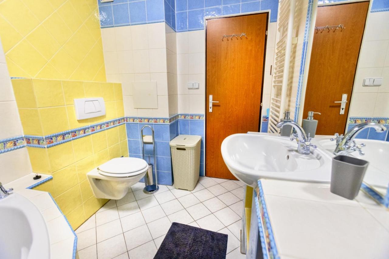 Apartman Hugo Veľky Slavkov Bagian luar foto